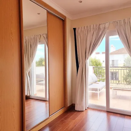 De Tavira O Pomar Gorgeous 3 Times En-suite Townhouse *