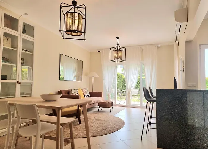 De Tavira O Pomar Gorgeous 3 Times En-suite Townhouse
