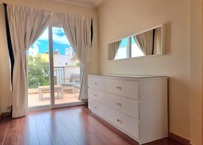 De Tavira O Pomar Gorgeous 3 Times En-suite Townhouse Hébergement de vacances *