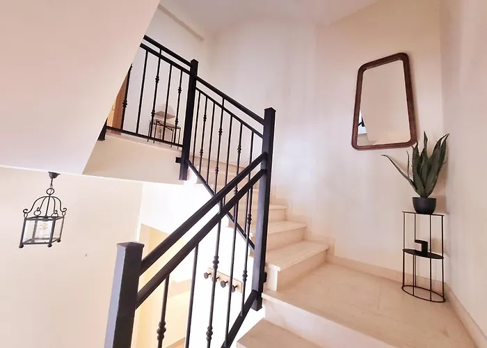 De Tavira O Pomar Gorgeous 3 Times En-suite Townhouse