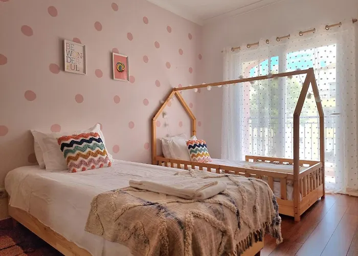 Hébergement de vacances De Tavira O Pomar Gorgeous 3 Times En-suite Townhouse *